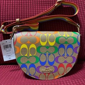 Ellen pride crossbody